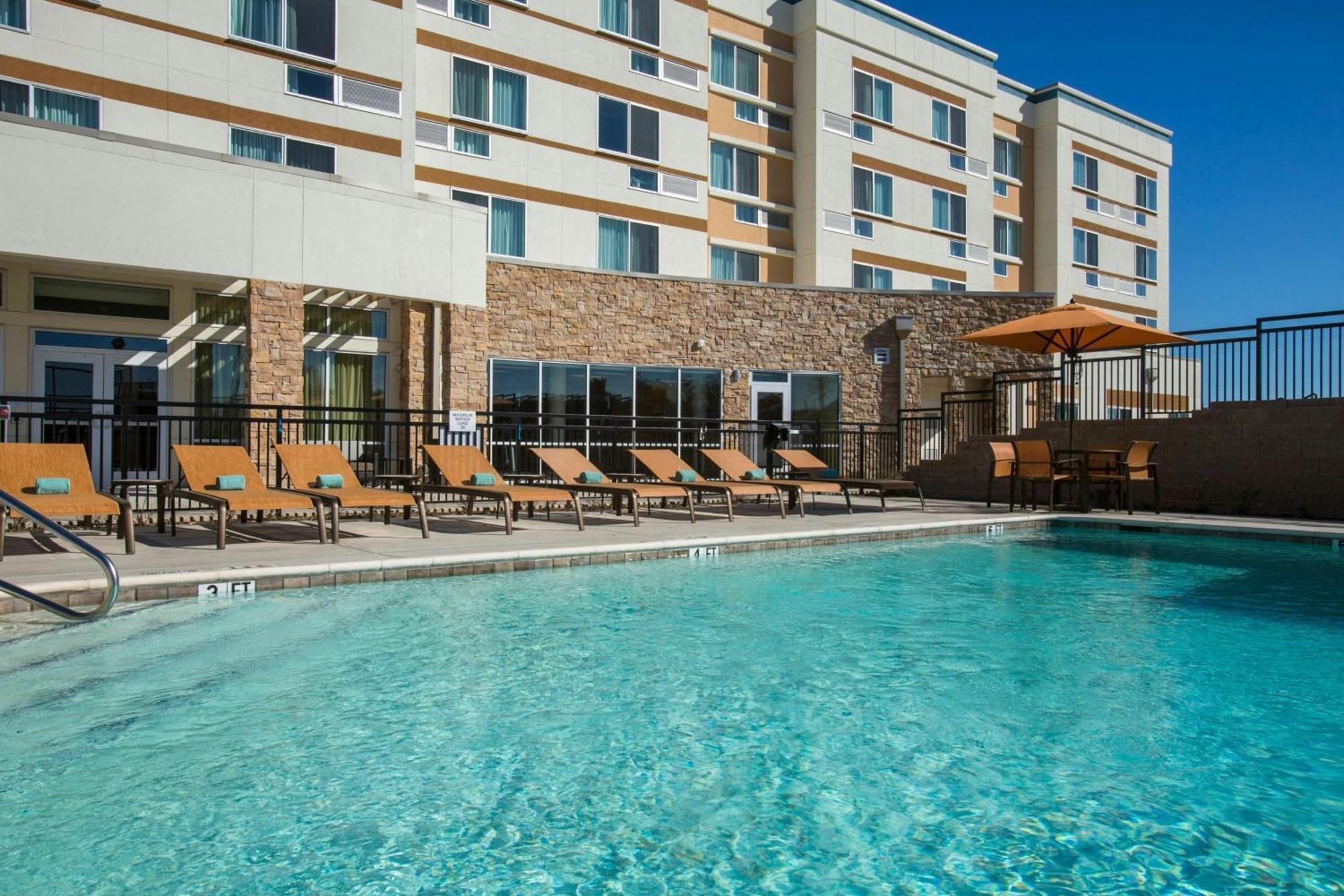 Courtyard By Marriott Dallas Midlothian At Midlothian Conference Center Luaran gambar