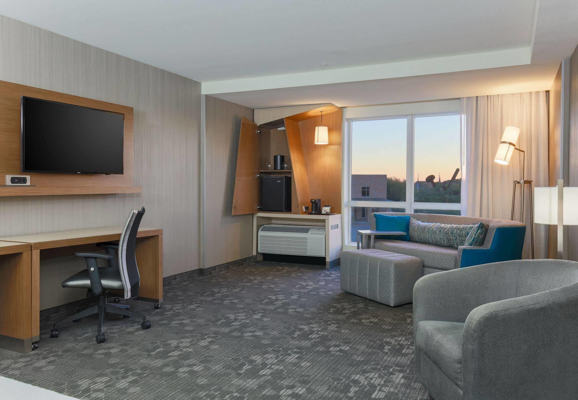 Courtyard By Marriott Dallas Midlothian At Midlothian Conference Center Luaran gambar